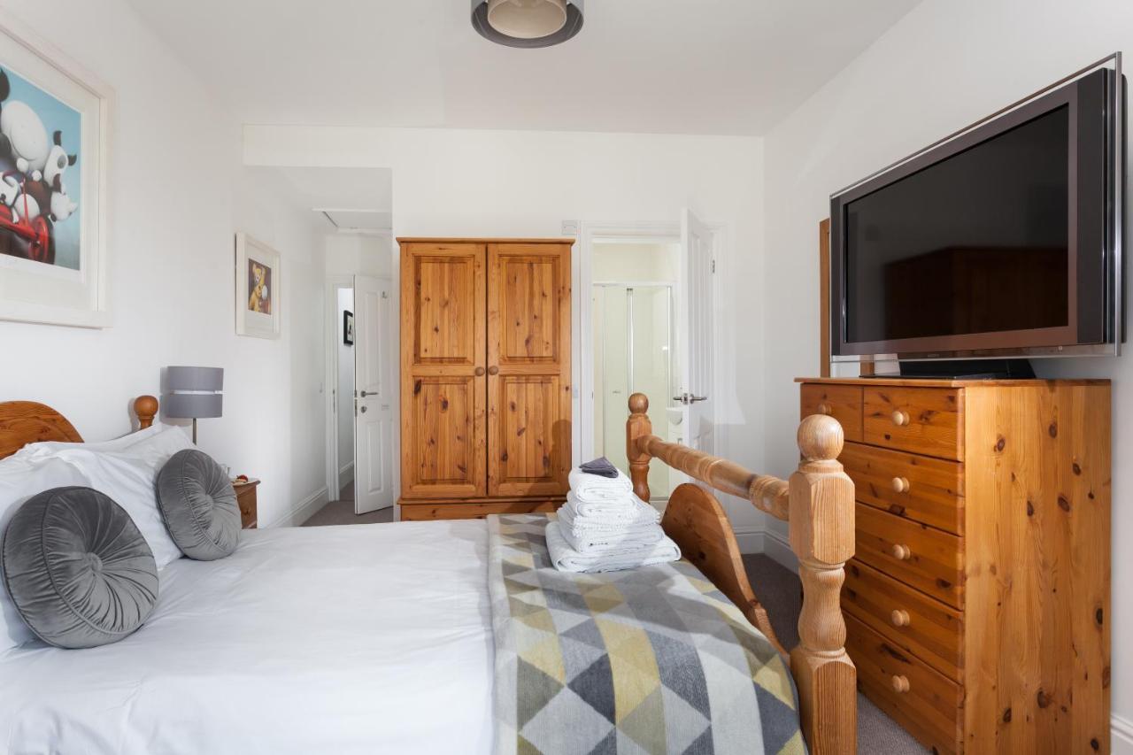 The Olive Branch Bed & Breakfast เซนต์ไอฟส์ ภายนอก รูปภาพ