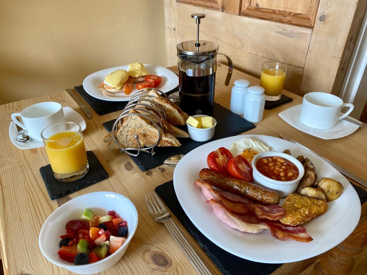 The Olive Branch Bed & Breakfast เซนต์ไอฟส์ ภายนอก รูปภาพ